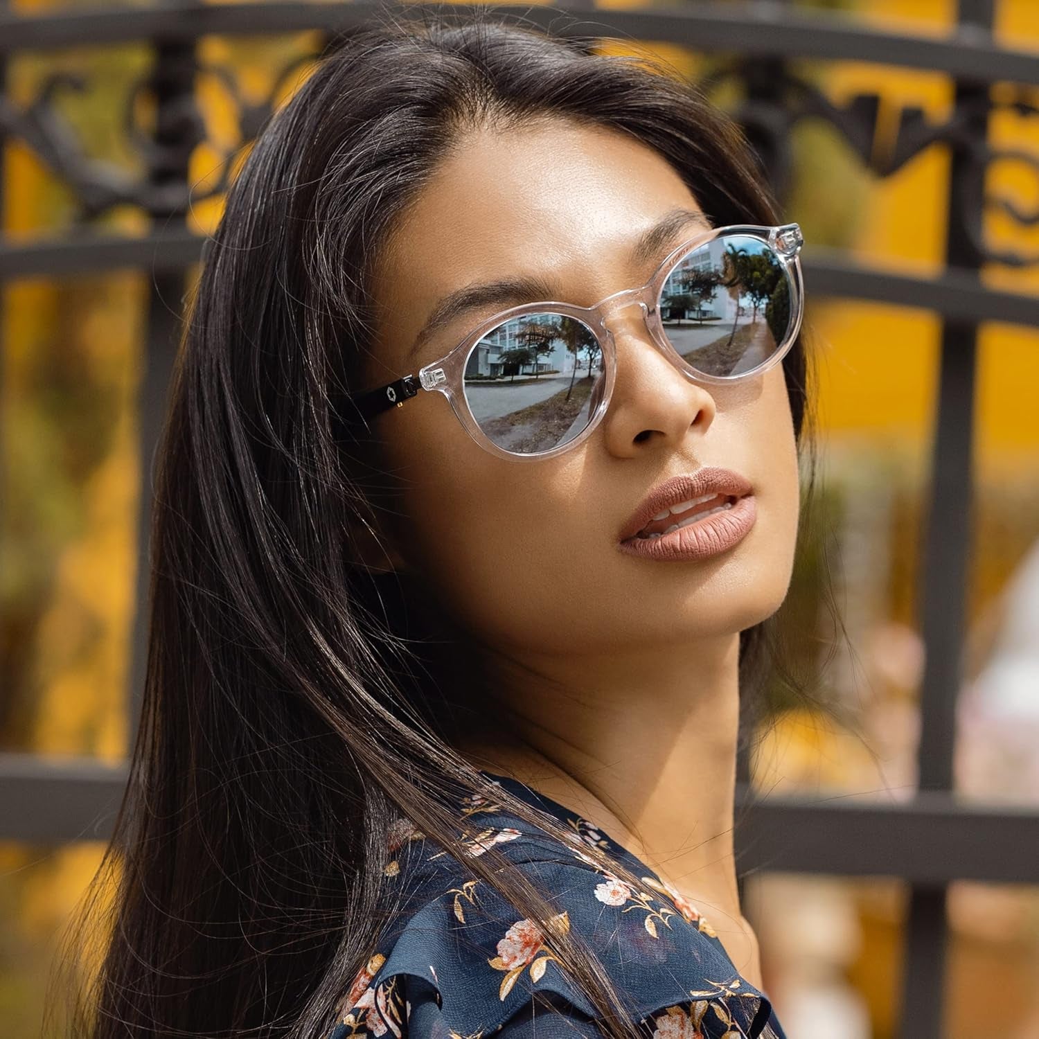 Lyte Bluetooth Audio Sunglasses for Men & Women – Smart Glasses with Headphones, Speaker and Wireless Mic - Compatible with Alexa and Siri - Moonbeam